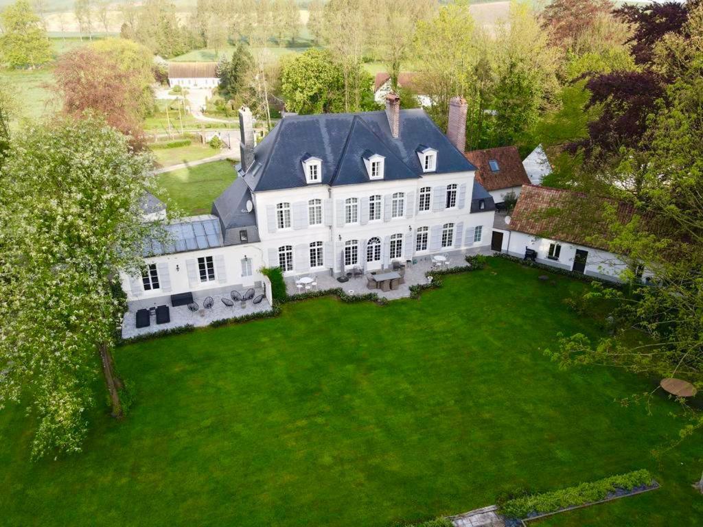 Domaine De La Course Bed & Breakfast Doudeauville Екстериор снимка